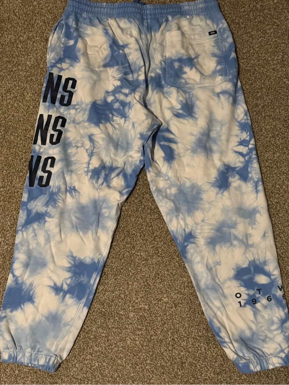 VANS Joggers. - Picture 3 of 5